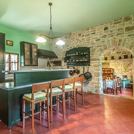 Murva Villa *